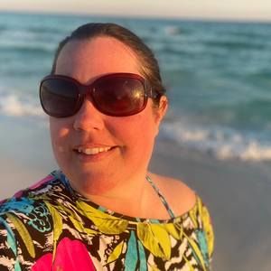 Meet your Posher, Alissa